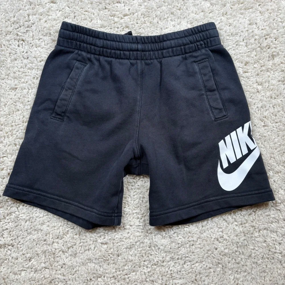 Nike Kids‎ Black Athletic Logo Sweat Shorts Size M